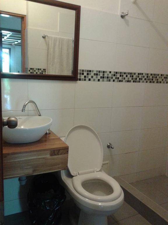 La Pinta Boogaloo Hostel Cali Kültér fotó